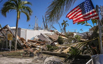 Bang Florida hứng chịu hậu quả bão nặng nề nhất trong 30 năm