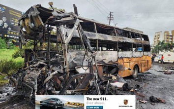 Ấn Độ: Xe bus đâm vào xe tải rồi bốc cháy, gần 50 người thương vong