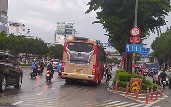 Buýt Tân Sơn Nhất- Vũng Tàu biến tướng: 7km "chém" 200.000, thu tiền tươi