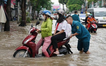 Triều cường vẫn phức tạp, học sinh Cần Thơ học tại nhà trong 2 ngày tới