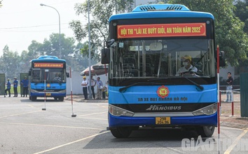 Hà Nội: 45 tài xế đua tài tại Hội thi lái xe buýt giỏi, an toàn