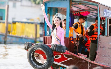 Hoa hậu Liên lục địa Bảo Ngọc chạy ghe về thăm quê
