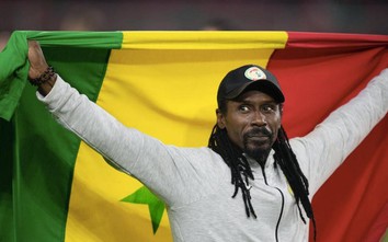 Bí mật về HLV Senegal, người đặc biệt tại World Cup 2022
