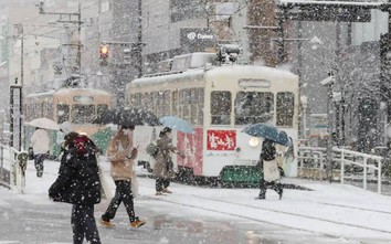 Nhiều nước châu Á trải qua giá rét, bão tuyết kỷ lục, giao thông gián đoạn