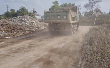 Hải Phòng: "Binh đoàn" xe tải cày nát đường làng, dân bất an