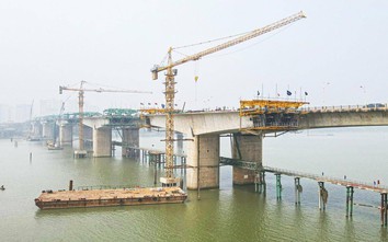 Thi công "nước rút" đưa dự án cầu Vĩnh Tuy 2 về đích trước tháng 9/2023