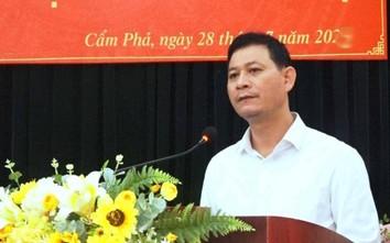 Một chủ tịch phường ở Cẩm Phả bị bắt vì liên quan bảo kê trên biển