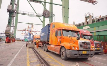 Kiểm soát chặt tải trọng xe tại cảng biển