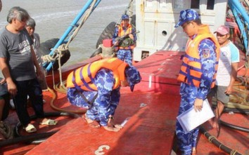Cảnh sát biển bắt giữ tàu vận chuyển khoảng 100.000 lít dầu D.O trái phép