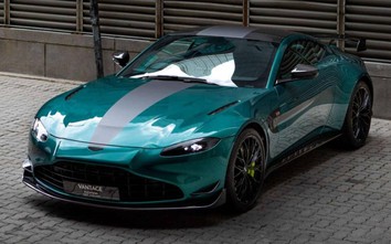 Siêu xe Aston Martin Vantage phiên bản F1 tại Malaysia có giá 5,2 tỷ đồng