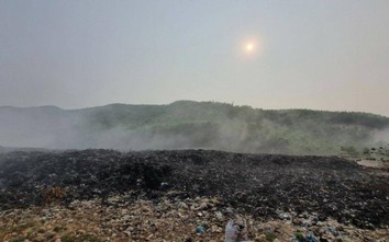 Bình Định: Dân kêu trời, ẵm con đi nơi khác vì khói từ bãi rác âm ỉ cháy