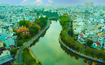 Cận cảnh kênh Nhiêu Lộc - Thị Nghè trong xanh sẵn sàng cho đua ghe ngo