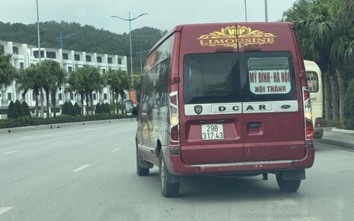 Phát hoảng với xe khách chạy bát nháo, dừng đỗ tùy tiện ở Quảng Ninh