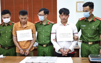 Bắt 2 đối tượng mua bán trái phép 16 bánh heroin ở Lai Châu