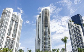 FBI đột kích căn hộ của người Nga tại Trump Towers ở Florida