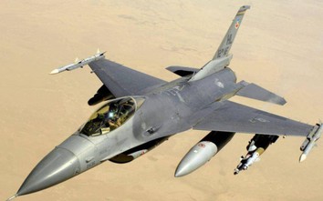 Mỹ điều chiến cơ F-16 truy đuổi máy bay hạng nhẹ trên bầu trời thủ đô