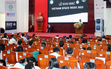 Hào hứng với nhiều hoạt động tại Tuần lễ NASA Việt Nam-Hậu Giang 2023