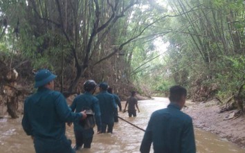 Kon Tum: Đi xe máy qua cầu tràn, hai cha con bị nước lũ cuốn tử vong