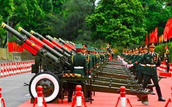 Việt Nam bắn 21 loạt đại bác chào đón Tổng thống Hàn Quốc