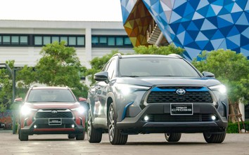 Toyota Corolla Cross 2023 giảm giá sâu tại đại lý