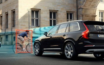 Thoát chết nhờ phanh tự động khẩn cấp trên Volvo XC90