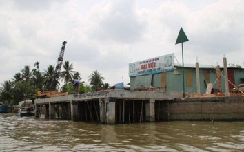 Buộc tháo dỡ công trình bờ kè của Công ty Đại Việt xây lấn kênh xáng Xà No