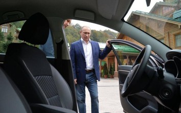 Ông Putin: Quan chức Nga cần sử dụng ô tô nội địa