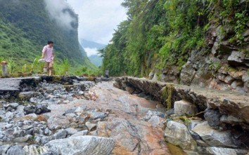 Nhiều tuyến đường ở Hà Giang hư hỏng nặng sau mưa lũ