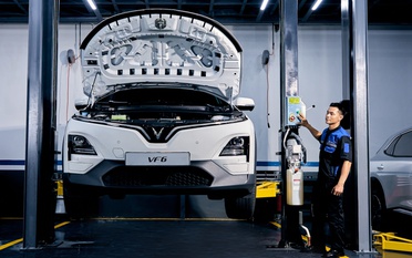 VinFast giảm giá nhân công bảo dưỡng định kỳ ô tô