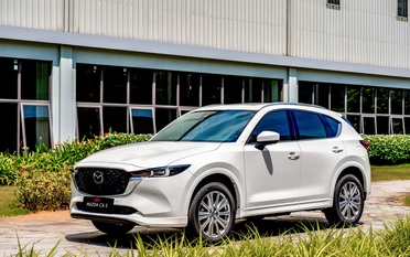 Ô tô giảm giá kịch sàn, nên chọn mua xe nào?