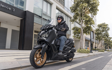 Yamaha XMAX 300 2025 chốt lịch ra mắt tại Việt Nam