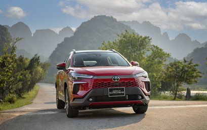 Cận cảnh Toyota Corolla Cross 2024 tại Việt Nam