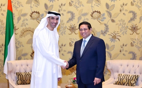 Thủ tướng: UAE có thể hợp tác phát triển đô thị cảng với Việt Nam