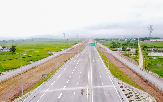 Hoàn thành đồng bộ cao tốc Diễn Châu - Bãi Vọt trong tháng 6/2024
