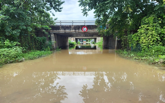 Hà Nội: Vì sao các đô thị mới phía Tây hễ mưa là ngập nặng?