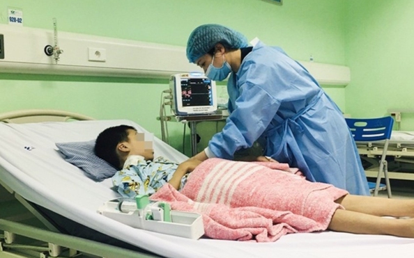 Hồi sinh những bệnh nhi suy thận giai đoạn cuối