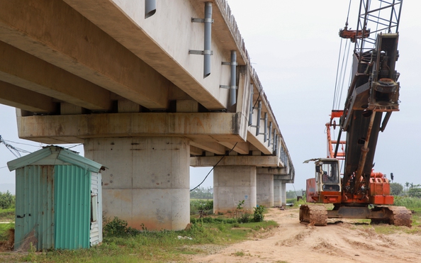 Cầu 220 tỷ ở Quảng Nam chậm tiến độ: Vì sao nhà thầu xin dừng thực hiện dự án?