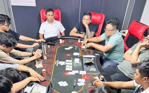 Triệt phá tụ điểm chơi bài Poker trong quán bida ở TP Cần Thơ