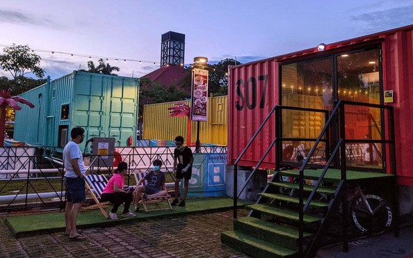 Độc đáo dùng container làm khách sạn
