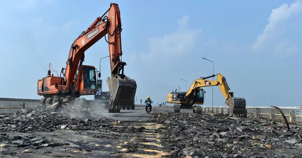 Hà Nội chi hơn 12 tỷ đồng sửa chữa hai đầu cầu Thăng Long