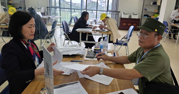 Hà Nội: Cận cảnh ngày đầu mở bán dự án nhà ở xã hội CT3 tại khu đô thị Kim Chung