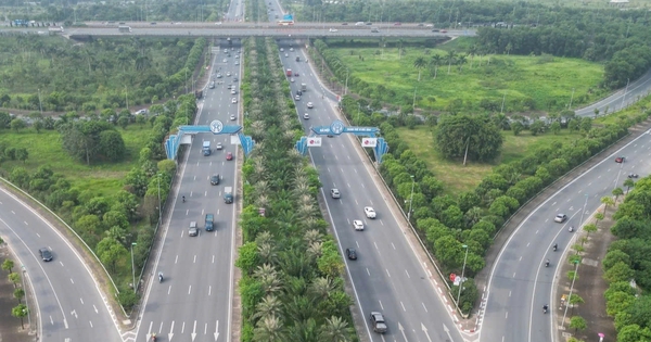 Hà Nội sắp cấm xe tải, xe khách lưu thông ở làn 1 trục Nhật Tân - Nội Bài