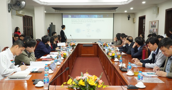 Hội thảo khoa học dành cho cán bộ trẻ lĩnh vực vật liệu