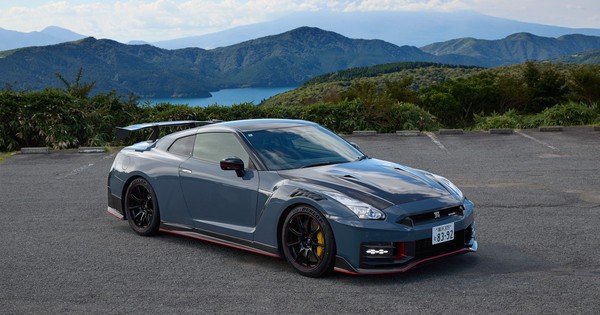 Siêu xe Nissan GT-R R35 chính thức khai tử