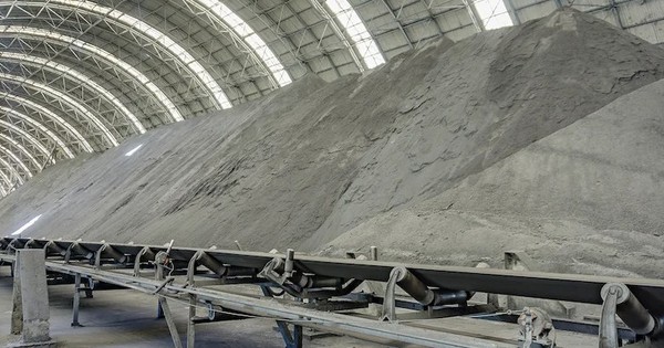 Xi măng rời đồng loạt tăng giá do áp lực chi phí đầu vào