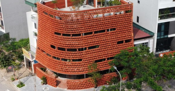 Định vị bản sắc từ vật liệu gạch, ngói