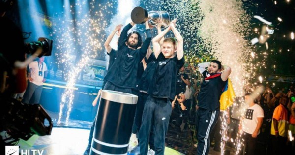 Áp đảo đối thủ ở chung kết, Outsiders trở thành tân vương CS:GO World Cup