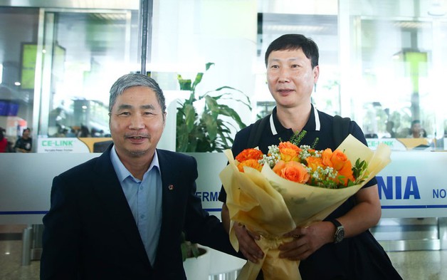 HLV Kim Sang-sik quyết tâm làm nên kỳ tích trong ngày ra mắt đội tuyển Việt Nam