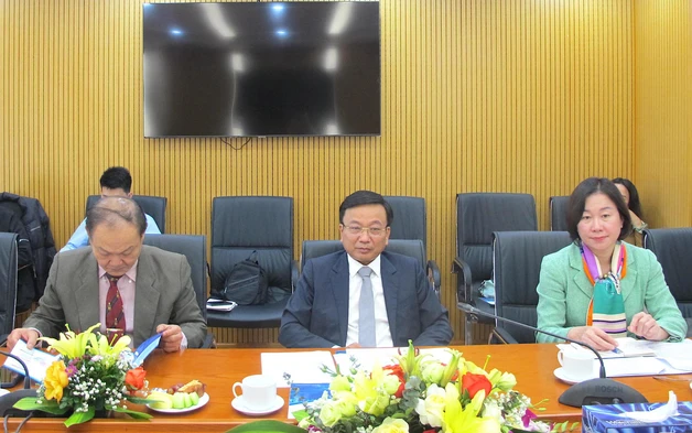 Hàn Quốc mong muốn hợp tác đầu tư, phát triển đường sắt đô thị tại Việt Nam