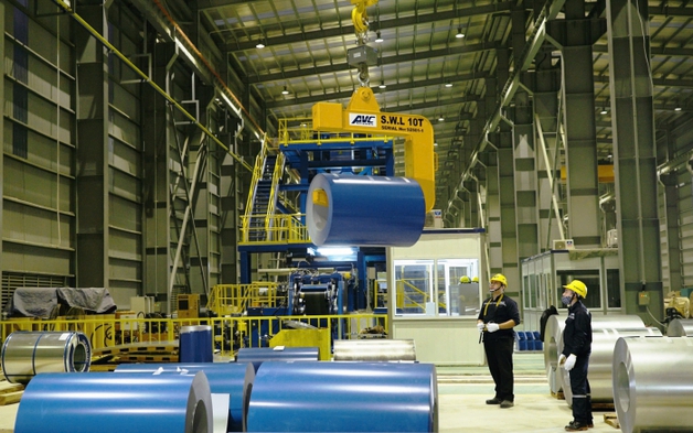 Hòa Phát hỗ trợ người dân Đắk Lắk 100.000m2 tôn lợp khắc phục hậu quả bão lũ